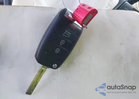 2015 Kia Sorento Lx z USA, uszkodzony, nr VIN 5XYKTCA64FG594129